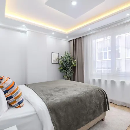 Newly Constructed In Sisli -1000mbps -ac- Elevator Apartment