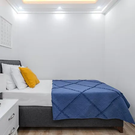 Apartment Newly Constructed In Sisli -1000mbps -ac- Elevator *
