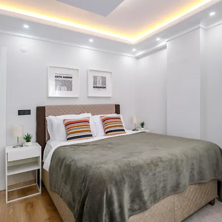 Apartment Newly Constructed In Sisli -1000mbps -ac- Elevator *